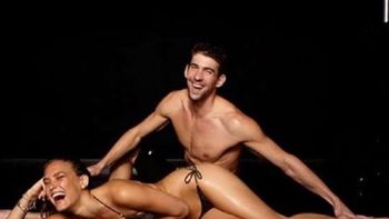 phelps recibio un especial saludo de una modelo hot phelps recibio un especial saludo de una modelo hot