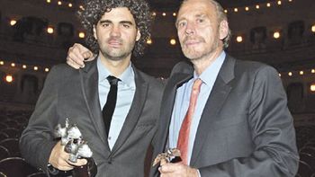 oscar: victor bo, muy emocionado por la nominacion de su hijo oscar: victor bo, muy emocionado por la nominacion de su hijo