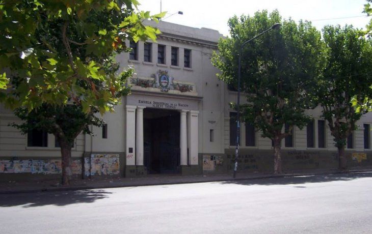 Brutal caso de bullying: un chico de tercer año quedó internado