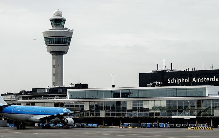 Tensión en el Aeropuerto de Ámsterdam: La policía investiga una situación sospechosa