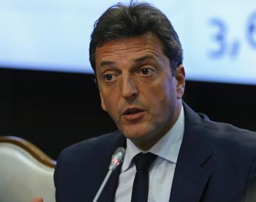 El líder del Frente Renovador repudió la represión a docentes