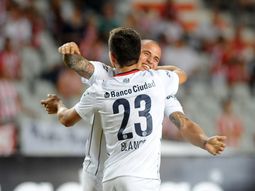 san lorenzo le gano a estudiantes y lo bajo de la punta del campeonato san lorenzo le gano a estudiantes y lo bajo de la punta del campeonato