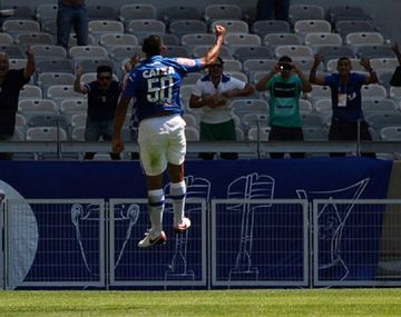 Wanchope sigue encendido y metió un doblete por la Copa de Brasil