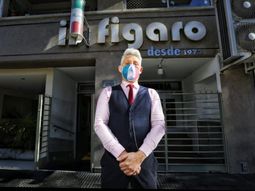 Pintan gratis el mechón de Diego Maradona para homenajearlo