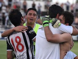 termino la b nacional: ¿como se define el segundo ascenso? termino la b nacional: ¿como se define el segundo ascenso?