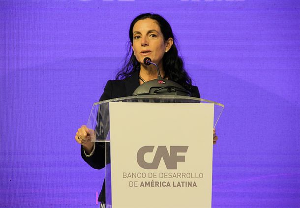 S&P subió la calificación de Uruguay a BBB+.