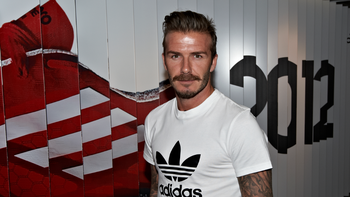 homenajean a beckham tras anunciar su retiro del futbol homenajean a beckham tras anunciar su retiro del futbol