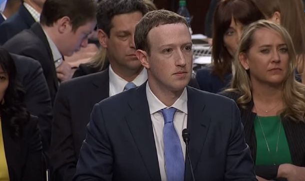 Mark Zuckerberg asumió ante el Congreso de los EE.UU. su responsabilidad por el robo de datos