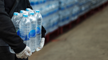 Por qué el agua embotellada es un problema para México. Por qué el agua embotellada es un problema para México.