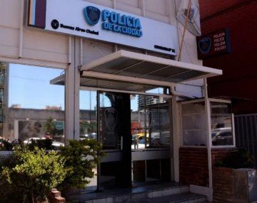 Allanaron la comisaría de Barracas en la que se desempeñaban los asesinos de Lucas González