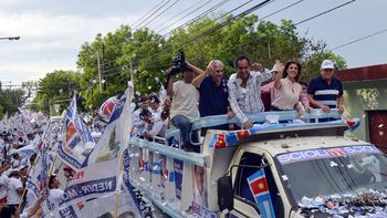 scioli recorrera el interior y hara un cierre de campana no convencional en mar del plata scioli recorrera el interior y hara un cierre de campana no convencional en mar del plata