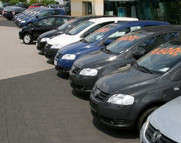 En picada: la venta de autos usados cayó 29