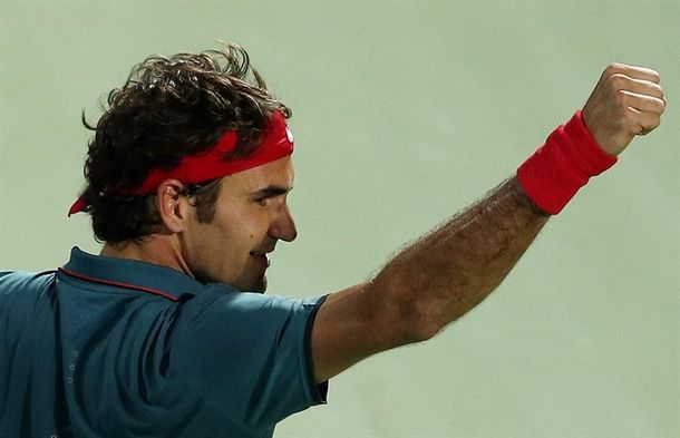 Federer se quedó con el duelo de gigantes ante Djokovic en Dubai