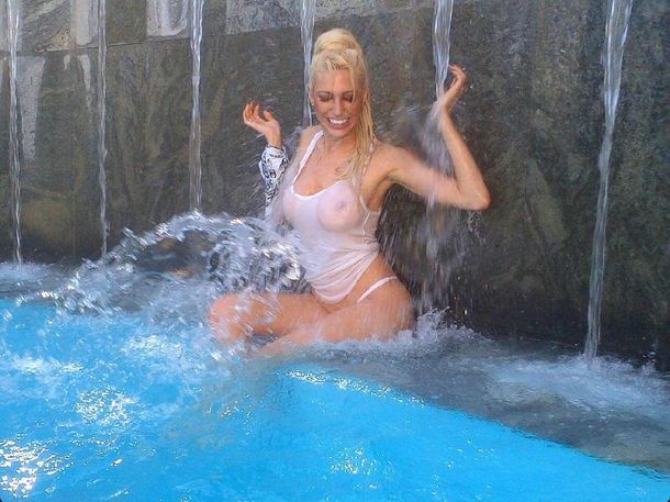 ¿Vicky Xipolitakis se peleó con Carmen Barbieri y ya tiene reemplazo?