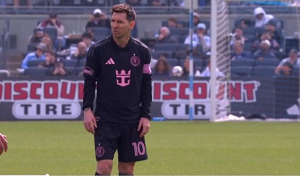 A cuánto quedó Lionel Messi de convertirse en el futbolista con más goles de tiro libre