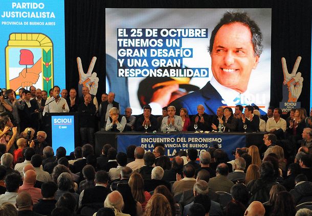 Scioli pidió cambiar lo que haya que cambiar para nuevas conquistas