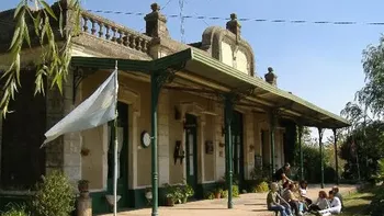 El pueblo de raices gauchescas y criollas que destaca por la calidez de su gente y su tranquilidad El pueblo de raices gauchescas y criollas que destaca por la calidez de su gente y su tranquilidad