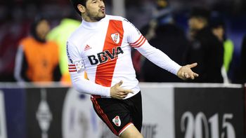 el relator mas famoso de river se quedo afonico con el golazo de mora el relator mas famoso de river se quedo afonico con el golazo de mora