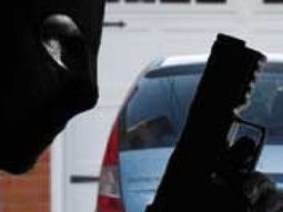 les fallo la entradera: fueron por 200 mil dolares y se llevaron 4 mil pesos les fallo la entradera: fueron por 200 mil dolares y se llevaron 4 mil pesos