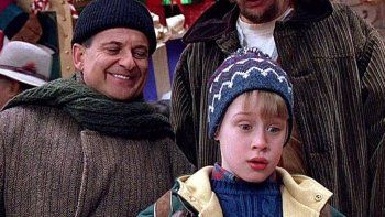 Mi pobre angelito 2, un clásico del cine navideño. Mi pobre angelito 2, un clásico del cine navideño.