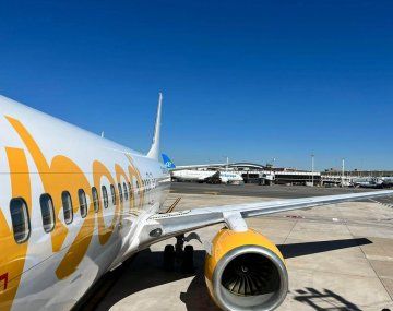 Problemas para Flybondi: ahora casi deja sin viaje de egresados a estudiantes