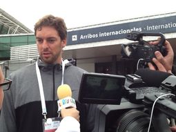 pau gasol llego a argentina para apoyar la candidatura de madrid pau gasol llego a argentina para apoyar la candidatura de madrid