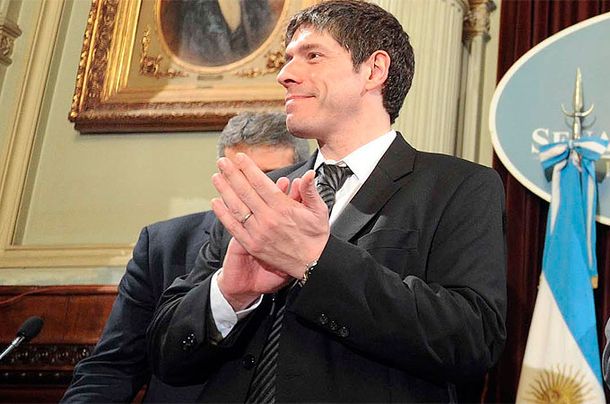 De la Sota es Robin Hood, pero al revés, dijo Abal Medina