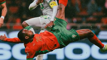 la impactante chilena de el kaabi que ilumino el debut de marruecos en la copa africa la impactante chilena de el kaabi que ilumino el debut de marruecos en la copa africa