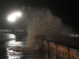 sudestada: ceso la alerta por la crecida del rio de la plata