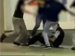 Graban una brutal golpiza en patota a la salida de un boliche en Córdoba