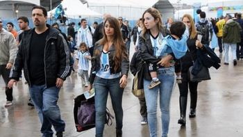 antonella roccuzzo, sobre los criticos de messi: son pocos, pero pesan antonella roccuzzo, sobre los criticos de messi: son pocos, pero pesan