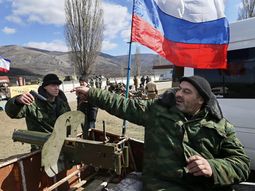 en pie de guerra: rusia no descarta invadir ucrania para defender a sus compatriotas en pie de guerra: rusia no descarta invadir ucrania para defender a sus compatriotas