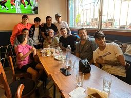 Paredes almorzó con amigos en un club de barrio: los detalles