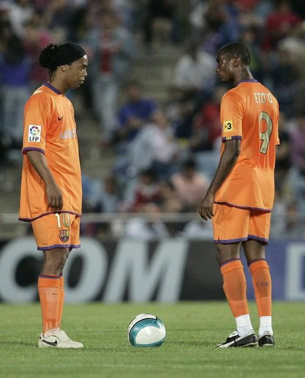 Ronaldinho-Etoo-EFE