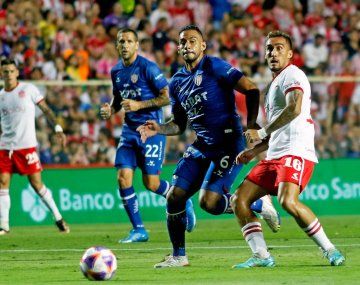 Unión lo dio vuelta y se impuso por 3-1 ante Estudiantes en La Plata