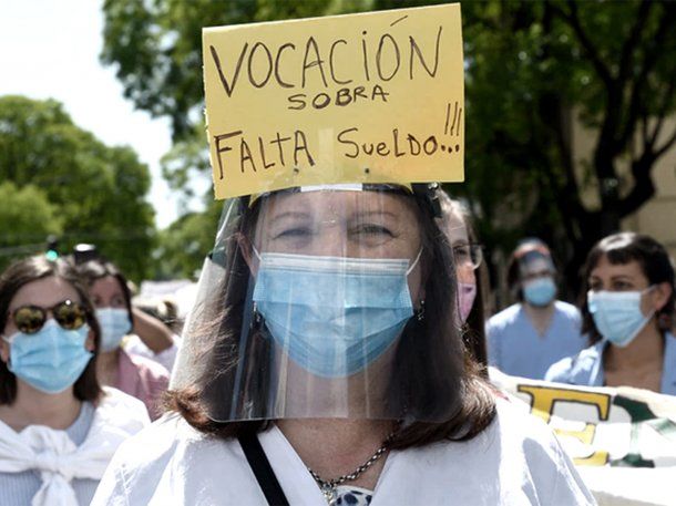 Habrá paro de enfermeros porteños: reclaman $140 mil de salario básico 