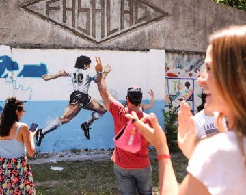 Tolosa Paz mural de Maradona &nbsp;