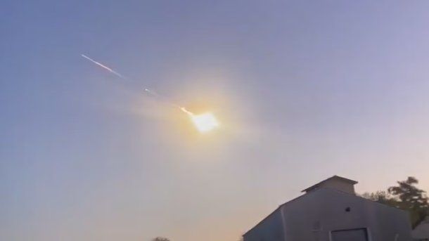 Video: una bola de fuego atravesó el cielo en tres provincias argentinas
