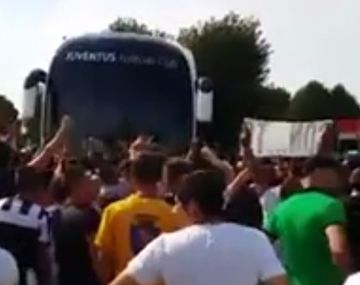 El nuevo DT de Juventus fue recibido con fuertes insultos de los hinchas