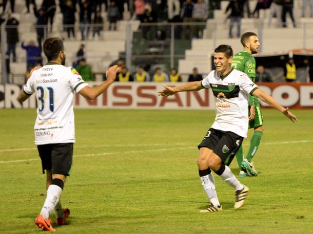 San Martín goleó a Sarmiento