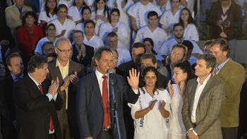 scioli en campana: la salud publica es pilar de una sociedad inclusiva scioli en campana: la salud publica es pilar de una sociedad inclusiva