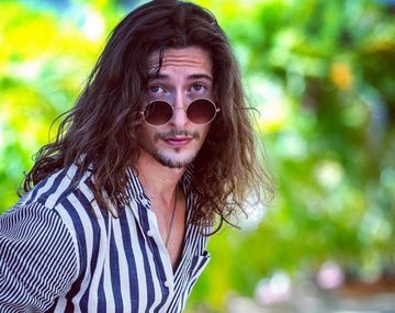 Así está el hijo de Mónica Ayos a sus 31 años: vive en México y es actor