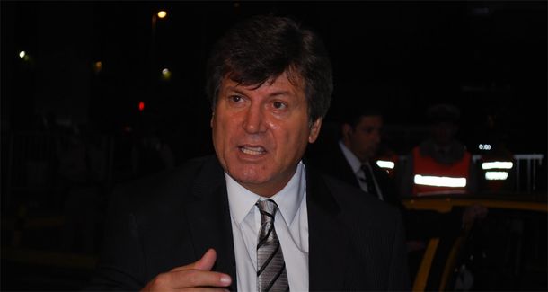 Cruzada de amigos por una jubilación digna para Carlín