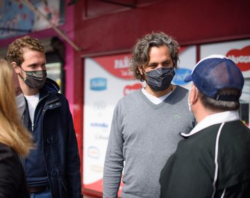 Santiago Cafiero recorrió San Isidro y dialogó con comerciantes y vecinos
