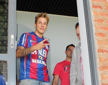 Alex Caniggia alentó al Ciclón tras el escándalo en Boca