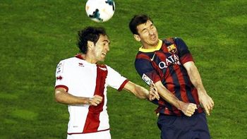 ahora el jugador espanol acusa a messi de negarle el saludo ahora el jugador espanol acusa a messi de negarle el saludo