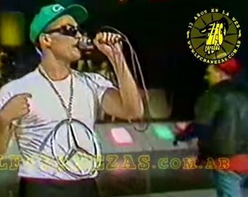 Mirá al primo de Tinelli en el escenario junto a los Cadillacs