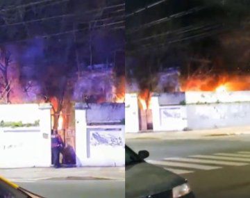 Un voraz incendio destruyó una casa abandonada en Caballito: creen que el fuego lo iniciaron okupas