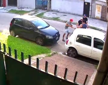 El hombre no se resistió ni se identificó como policía, pero igual le dispararon por la espalda