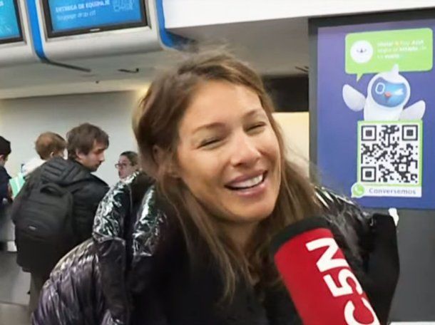 Pampita en Aeroparque